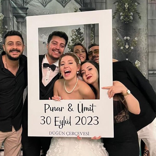 Beyaz Düğün Çerçevesi
